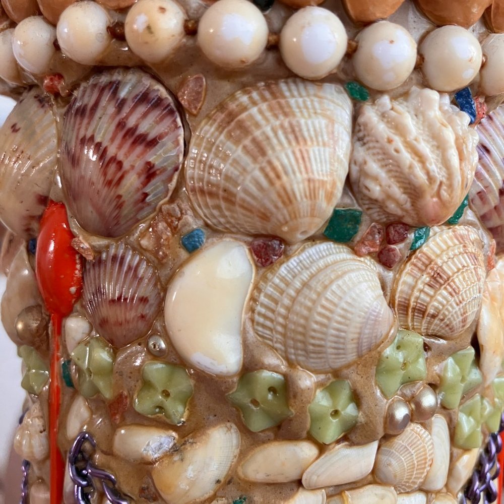 Quirky Tramp Art Vase - Shells, Beads, McDonald's Spoons -1970's - One of a Kind - Picture 4 of 9